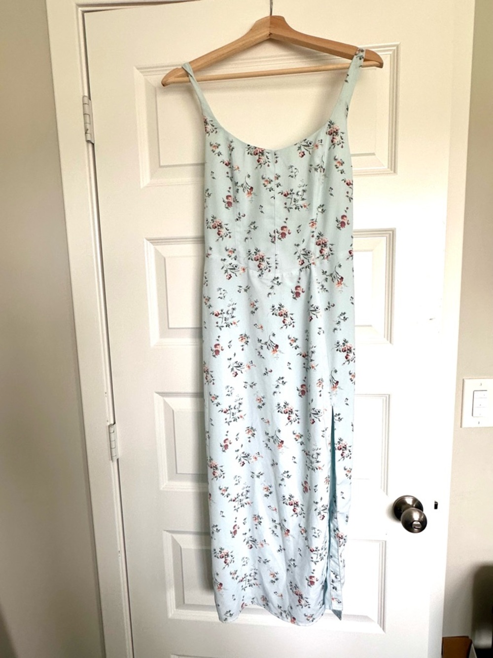 Abercrombie & Fitch Light Blue Floral Midi Dress